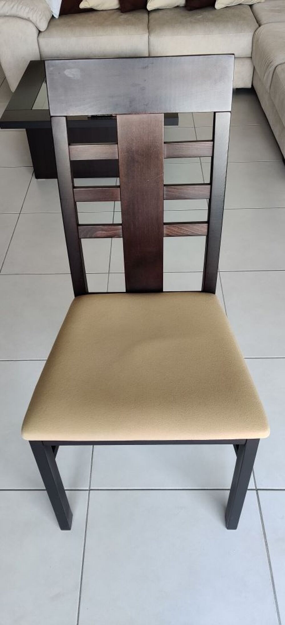 Ensemble table 6 personnes et 6 chaises Meubles