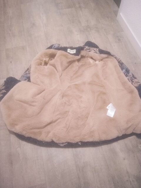 de manteau de collection Naf Naf femme 30 Strasbourg (67)