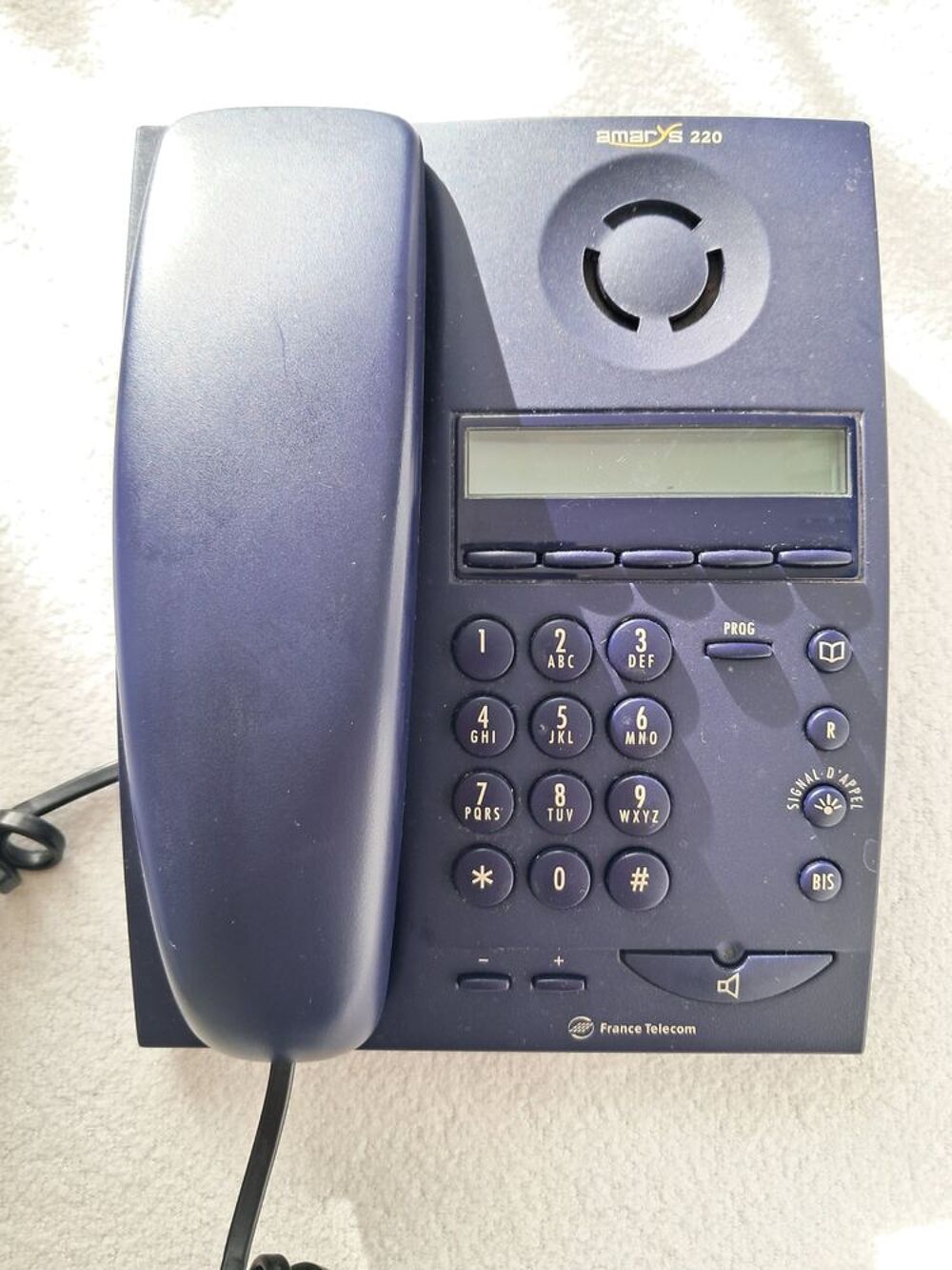 T&eacute;l&eacute;phone filaire fixe vintage Amarys 220. Téléphones et tablettes