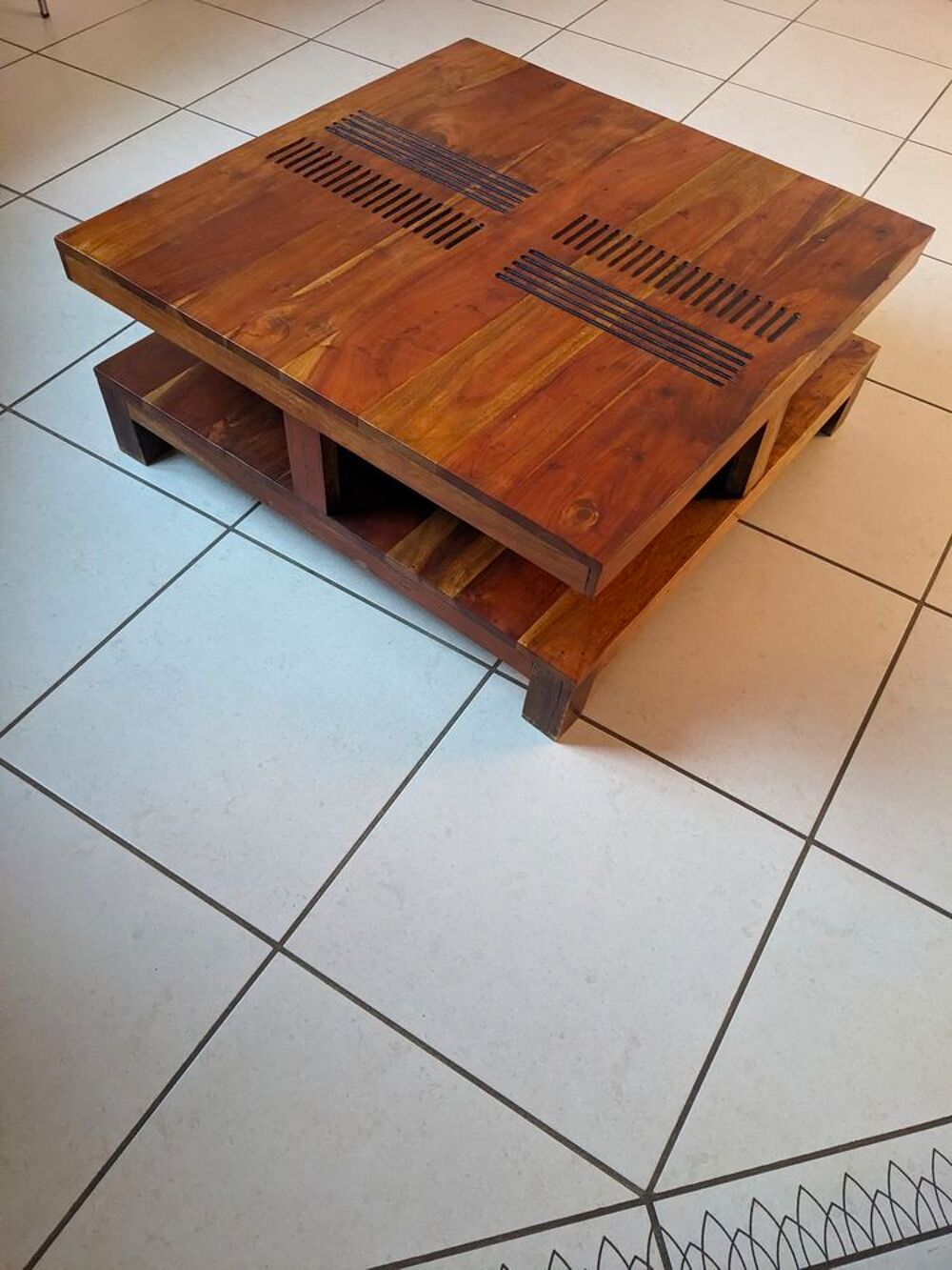table basse carr&eacute;e Meubles
