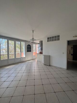  Appartement � louer 3 pi�ces 61 m�