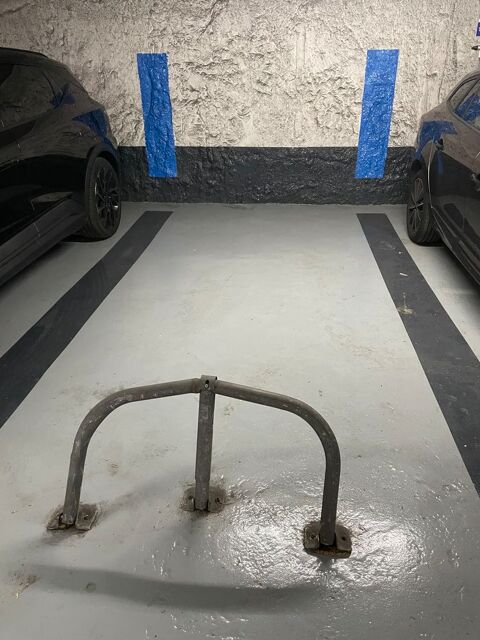  Parking / Garage  louer 15 m