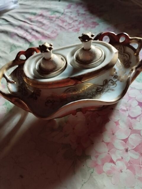 Ancien encrier  15 Castres (81)