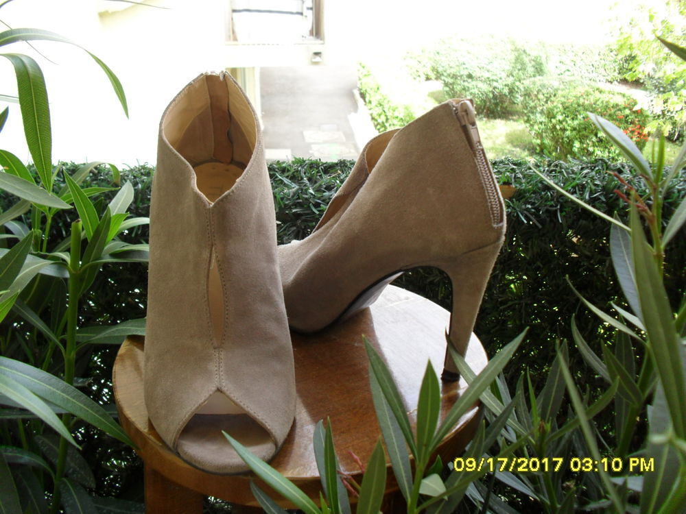CHAUSSURES Chaussures