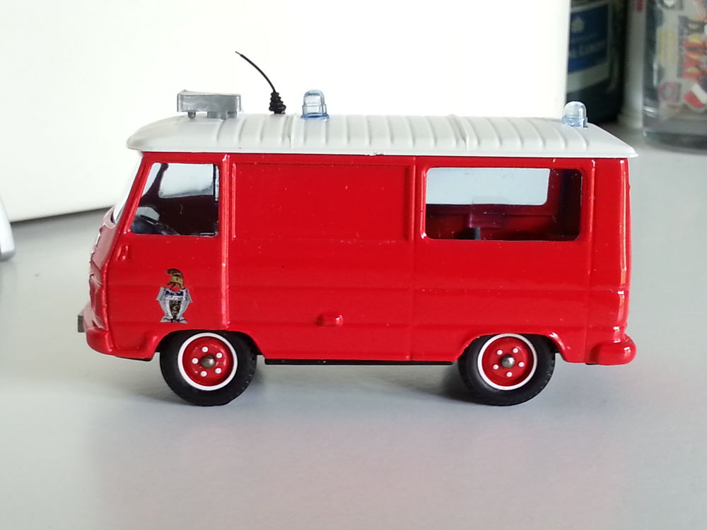 Miniature Pompier - N&deg; 249
