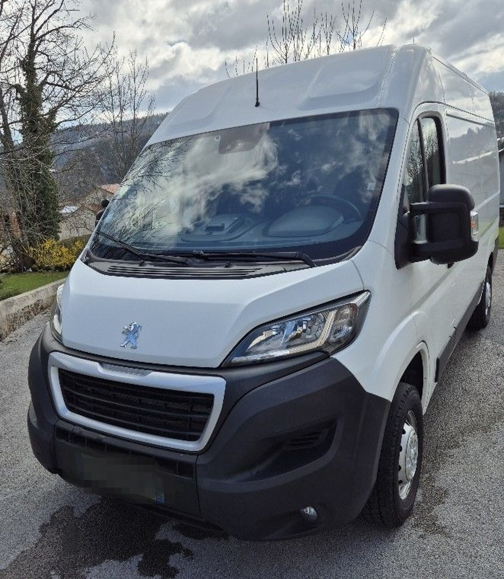 Boxer BOXER TOLE 330 L2H2 BLUEHDI 140 S&S ASPHALT 2020 occasion 01100 Oyonnax