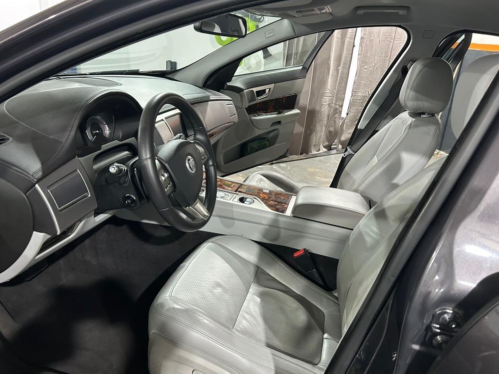XF 2.7d Luxe Pr&eacute;mium 2009 occasion 59310 Auchy-lez-Orchies