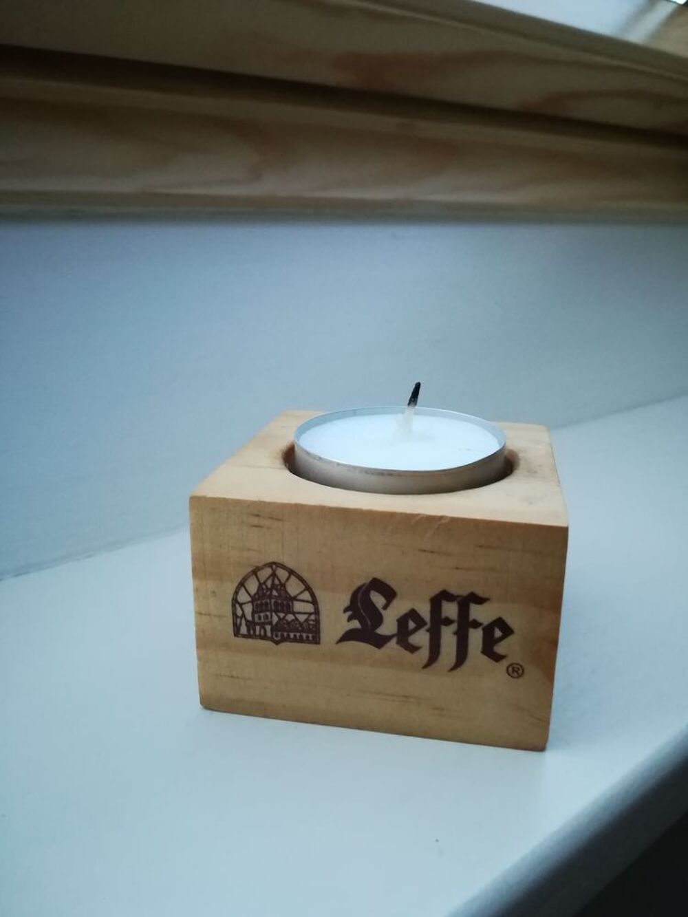 PETIT BOUGEOIR " LEFFE " 
Décoration