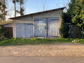  Parking / Garage � louer 65 m� Senlis