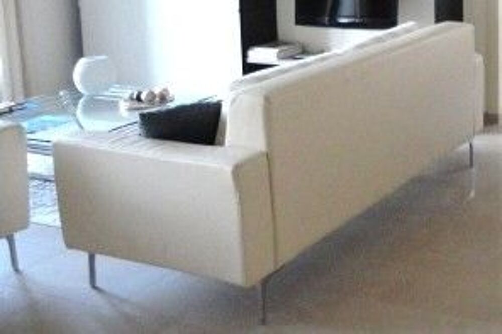 deux Divans cuir Meubles