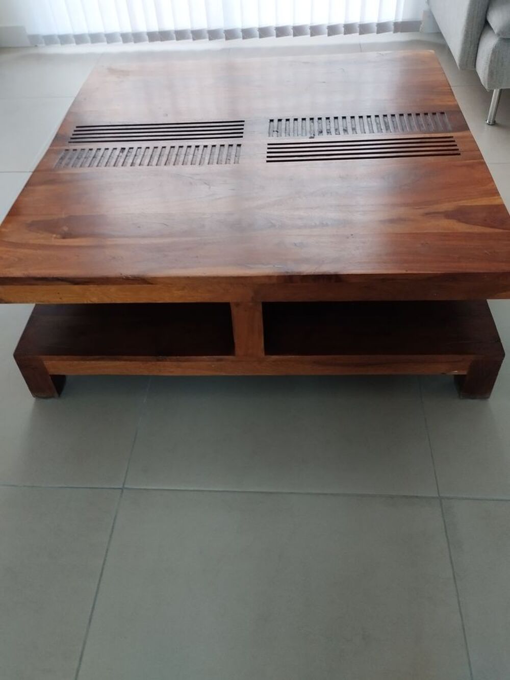 Table basse + bout canap&eacute; 
Meubles