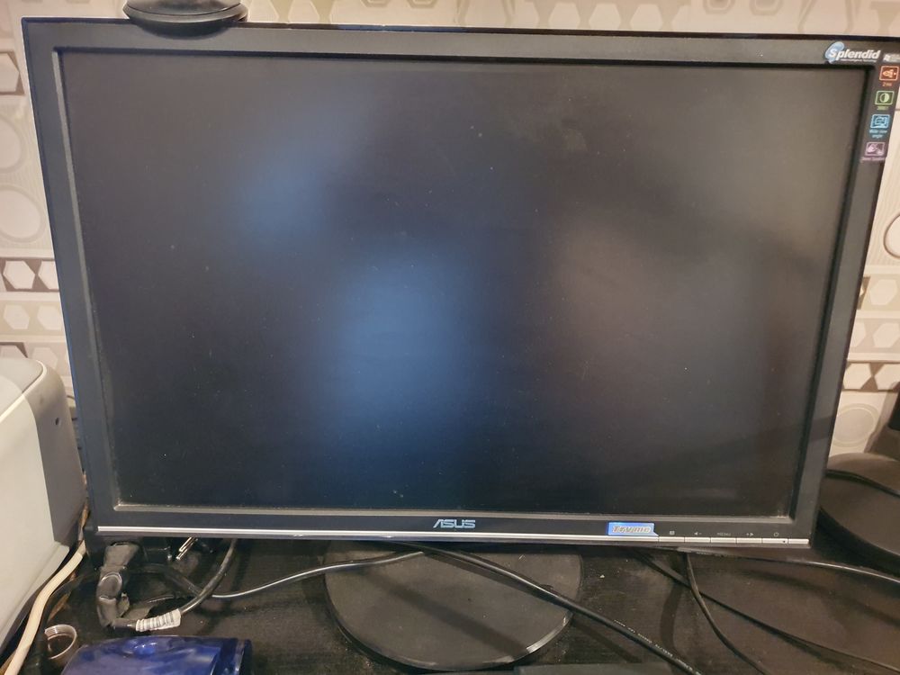 Ordinateur de bureau Matériel informatique