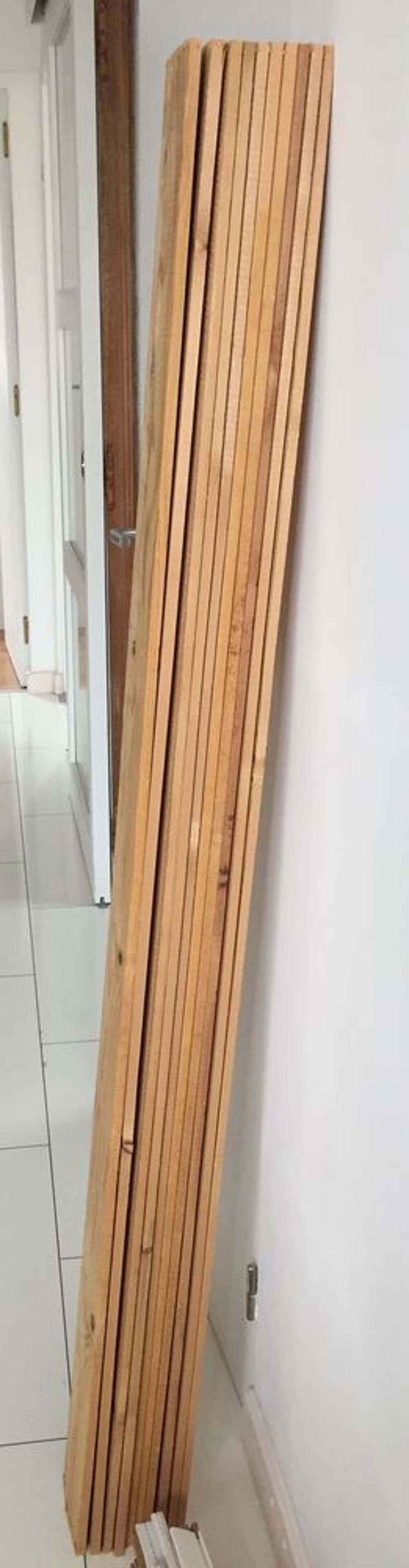 Lot de 10 lattes de bois pin du Nord 1,56 m x 12 cm Bricolage