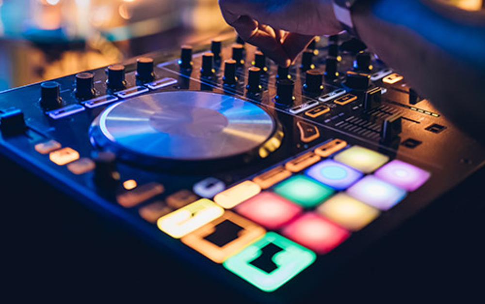   DJ animation soire, mariage, anniversaire 