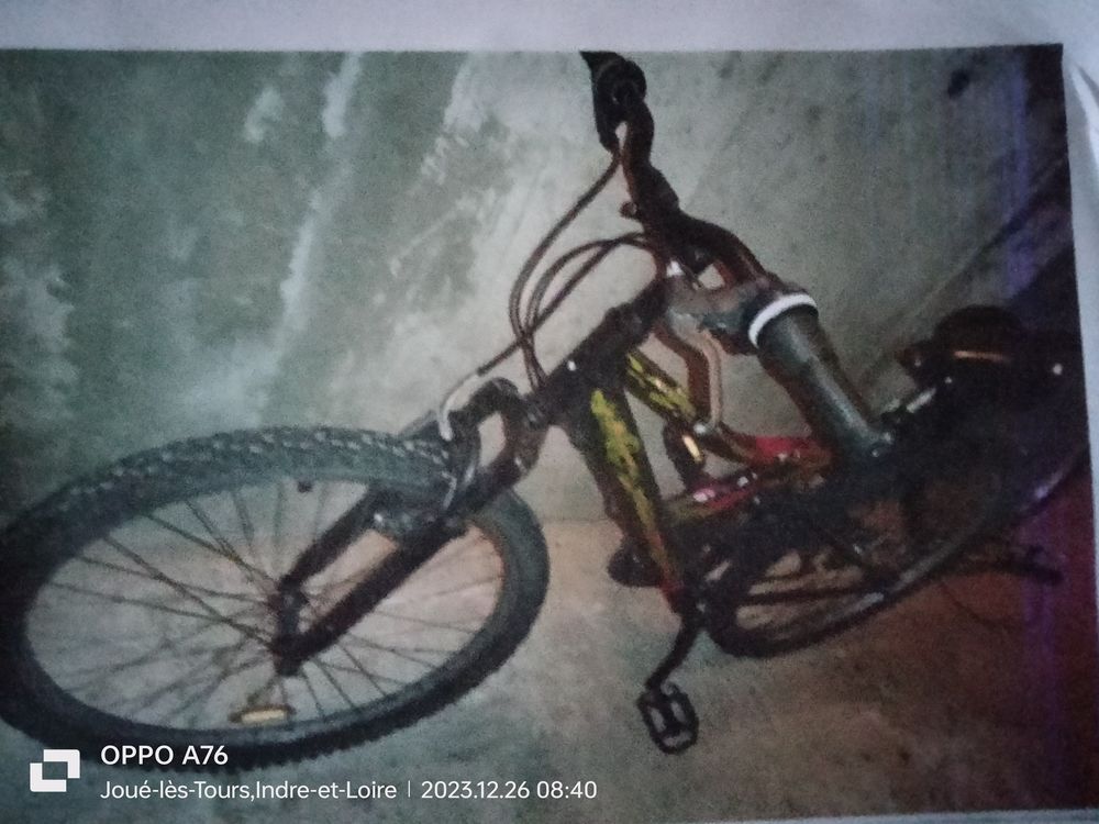 V&eacute;lo &agrave; jou&eacute; les Tours 37300
Vélos