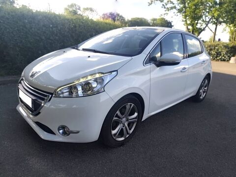 Annonce voiture Peugeot 208 8980 €