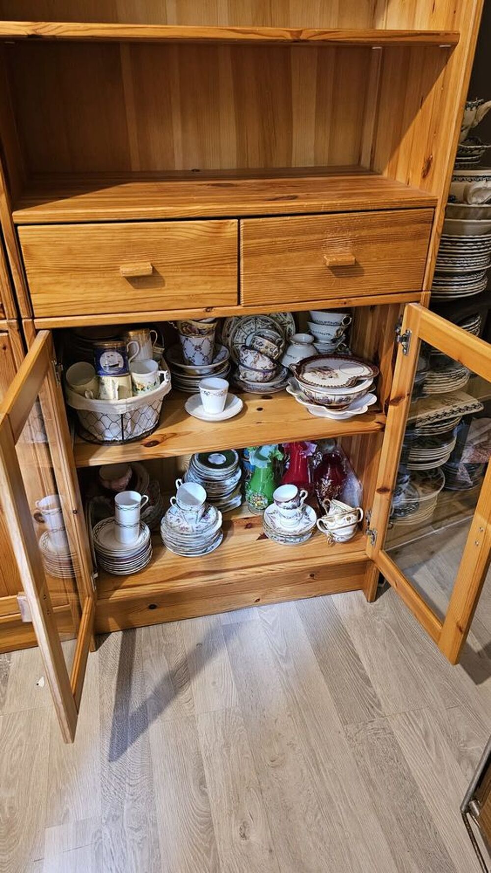 Brade table basse, biblioth&egrave;que vaisselier en pin 20 &agrave; 30 e Meubles
