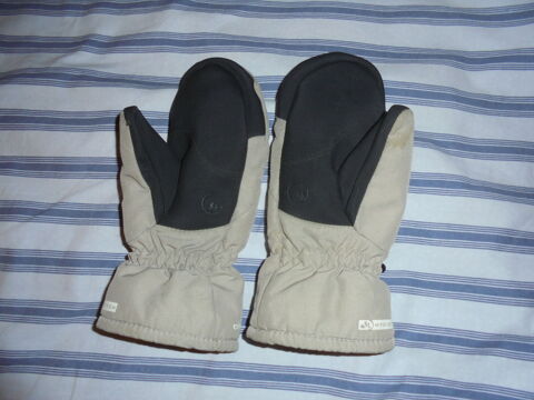 paires de moufles de ski enfant taille 2 / 3 ans 5 Colombes (92)