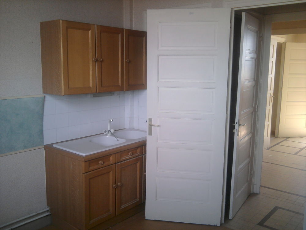 Location Appartement T2 Place Jean Moulin Saint-Étienne