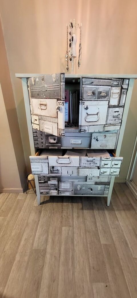 bibliothèque ou bureau Maubec (38)