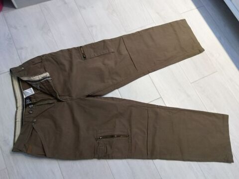 Pantalon multipoches kaki
18 Melun (77)