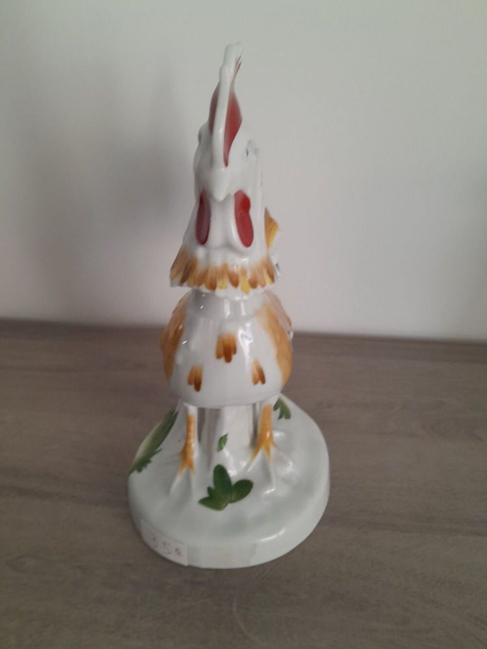 UN COQ EN PORCELAINE 0,70 cl haute 30 cm TEL 0627473514 
