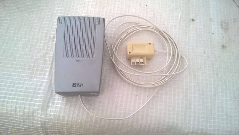 Transmetteur t&eacute;l&eacute;phonique DELTA DORE Matériel informatique