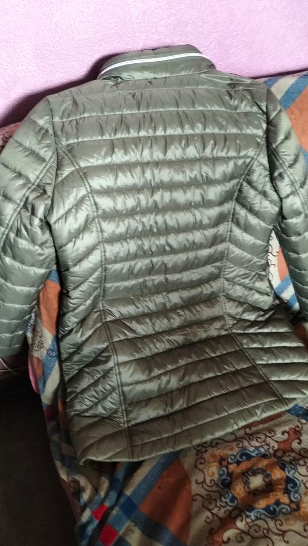 Veste doudoune l&eacute;g&egrave;re longue golner taille M tr&egrave;s bon &eacute;tat Vêtements