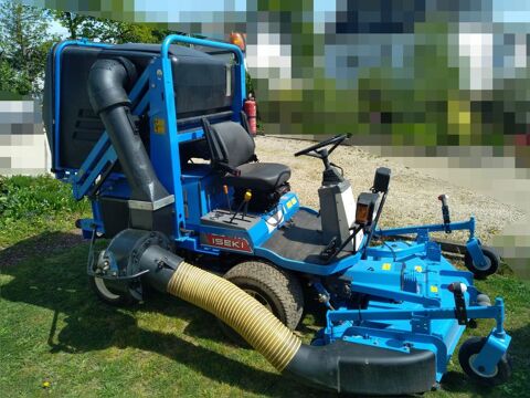 Tracteur tondeuse frontale ISEKI SF330, moteur diesel 9100 Auray (56)