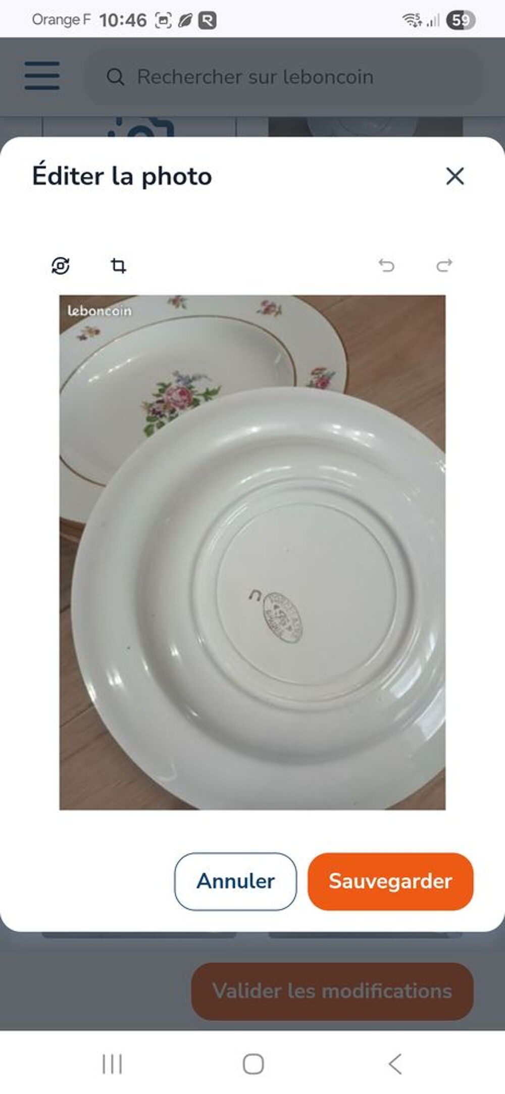 Soupiere et assiettes Décoration