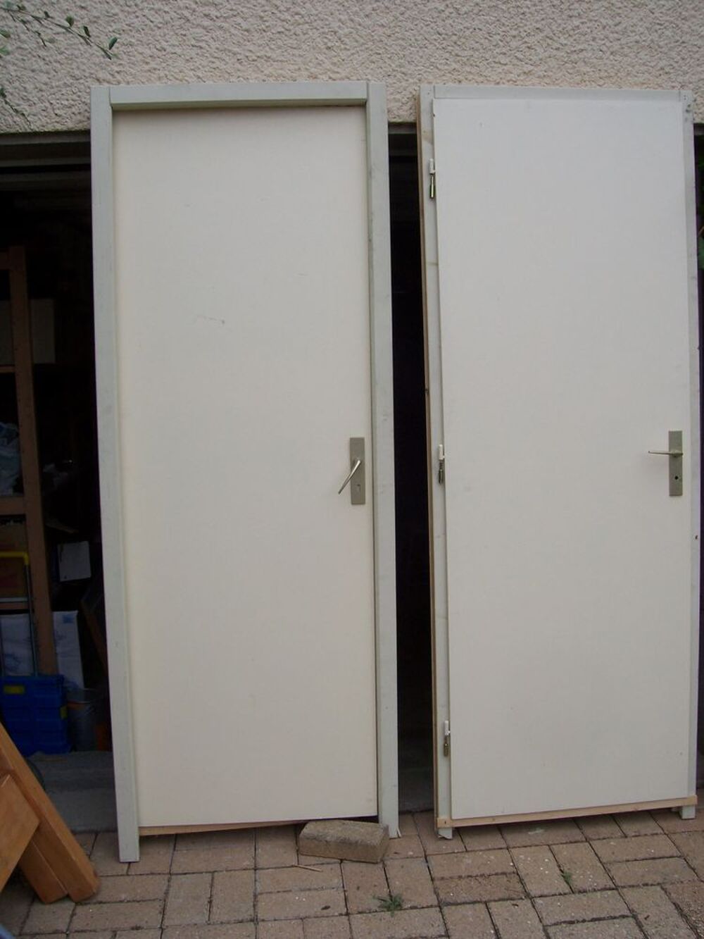 Portes int&eacute;rieures avec encadrement Bricolage