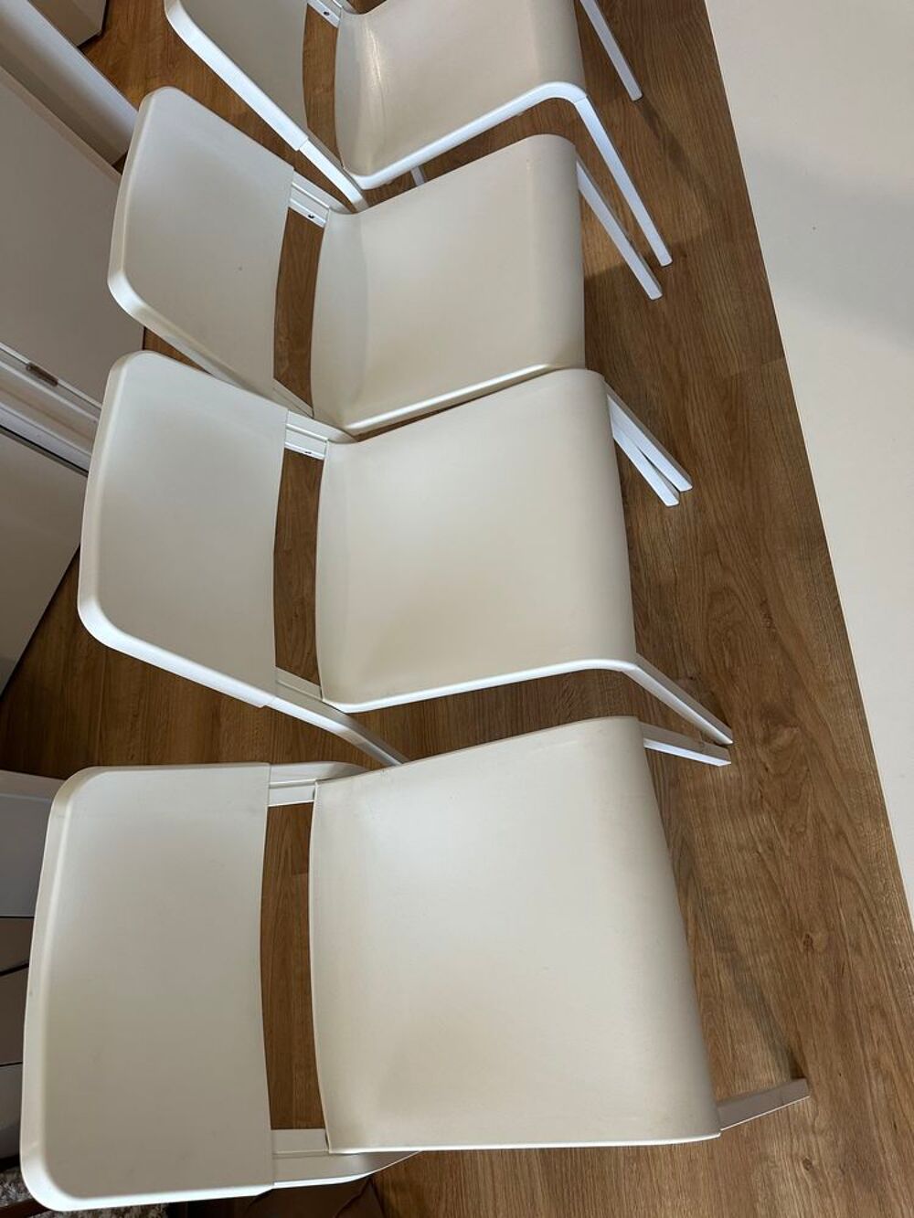 Lot de 4 chaises Meubles
