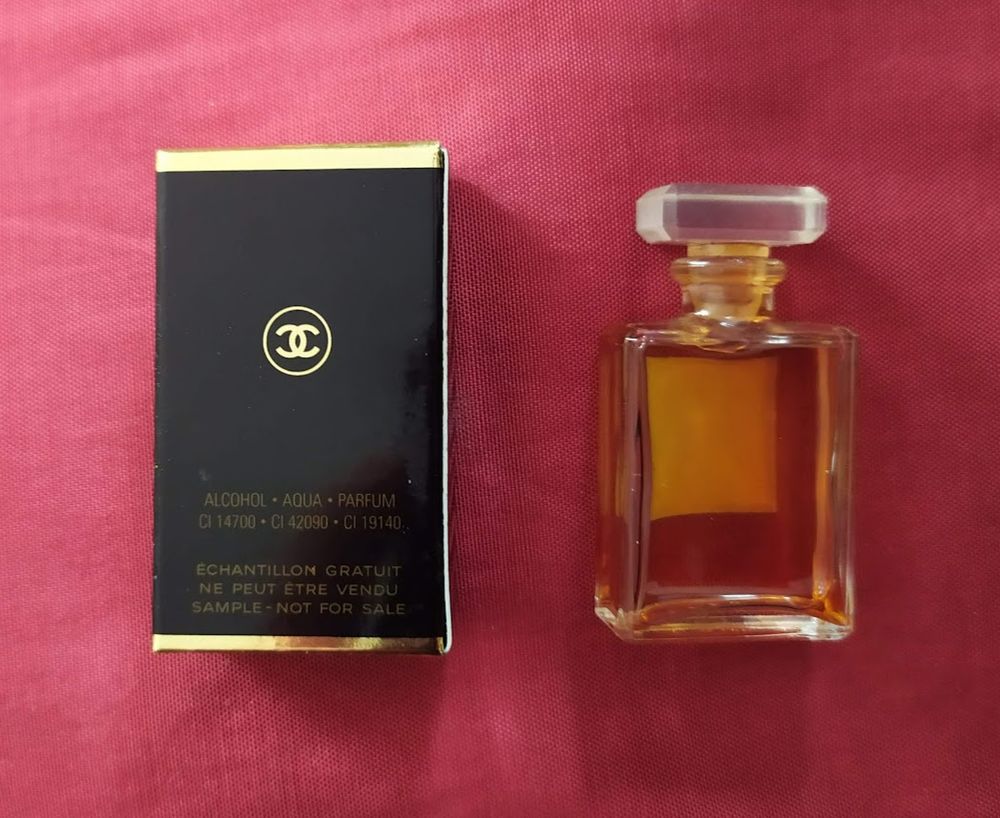 1 miniature de parfum Coco Chanel 