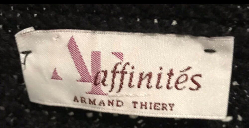 Gilet noir Amand Thierry manche courte taille 3 Vêtements
