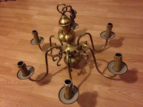 LUSTRE LAITON TRES BON ETAT 40 Boutigny-sur-Essonne (91)