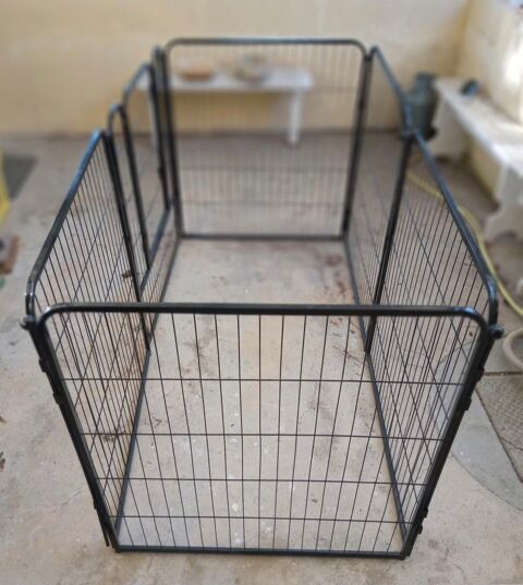 Grande cage m�tallique ,Niche pour chien et ou chiot 50 Arthun (42)