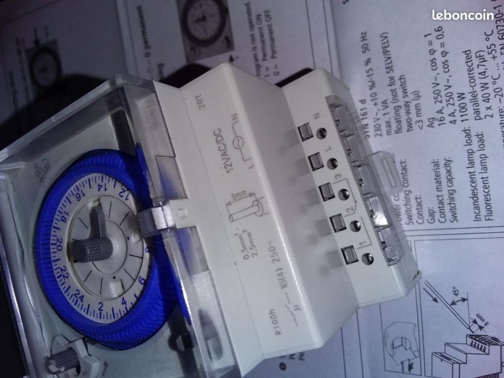 Minuterie programmable 12V AC/DC Sul181d (minuterie 24 heure Bricolage