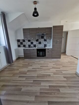  Appartement  louer 5 pices 85 m