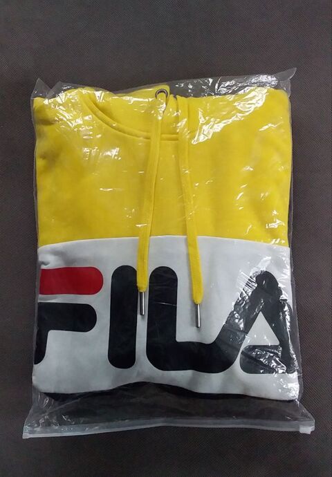 sweat Fila neuf 40 Clisson (44)
