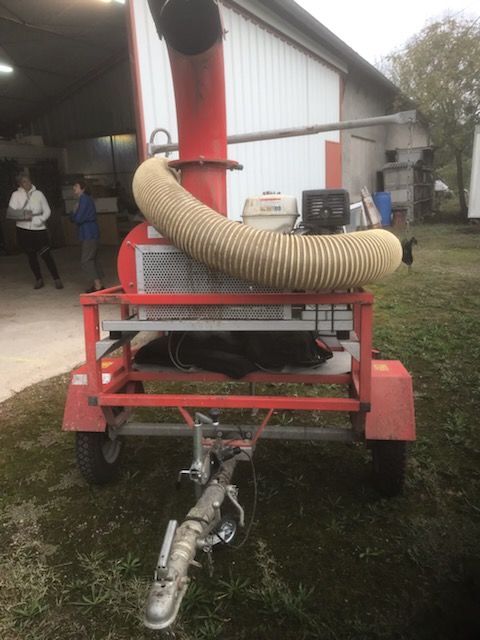 Aspirateur  feuilles 3000 Ngrepelisse (82)