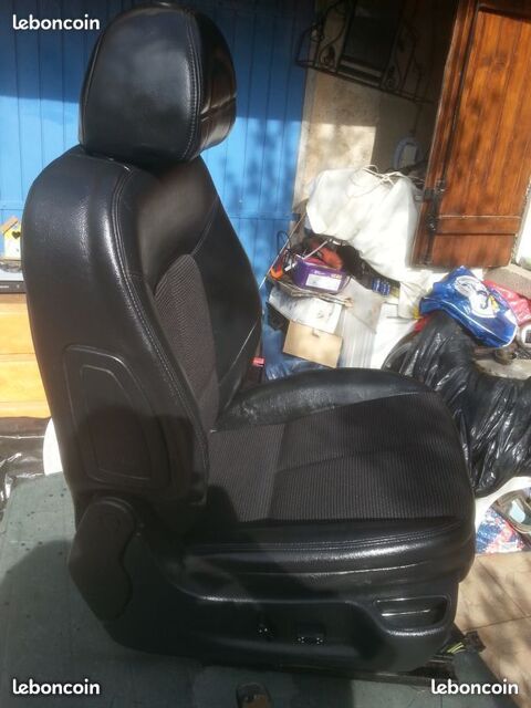 407 siege 120 Montceaux-l�s-Provins (77)