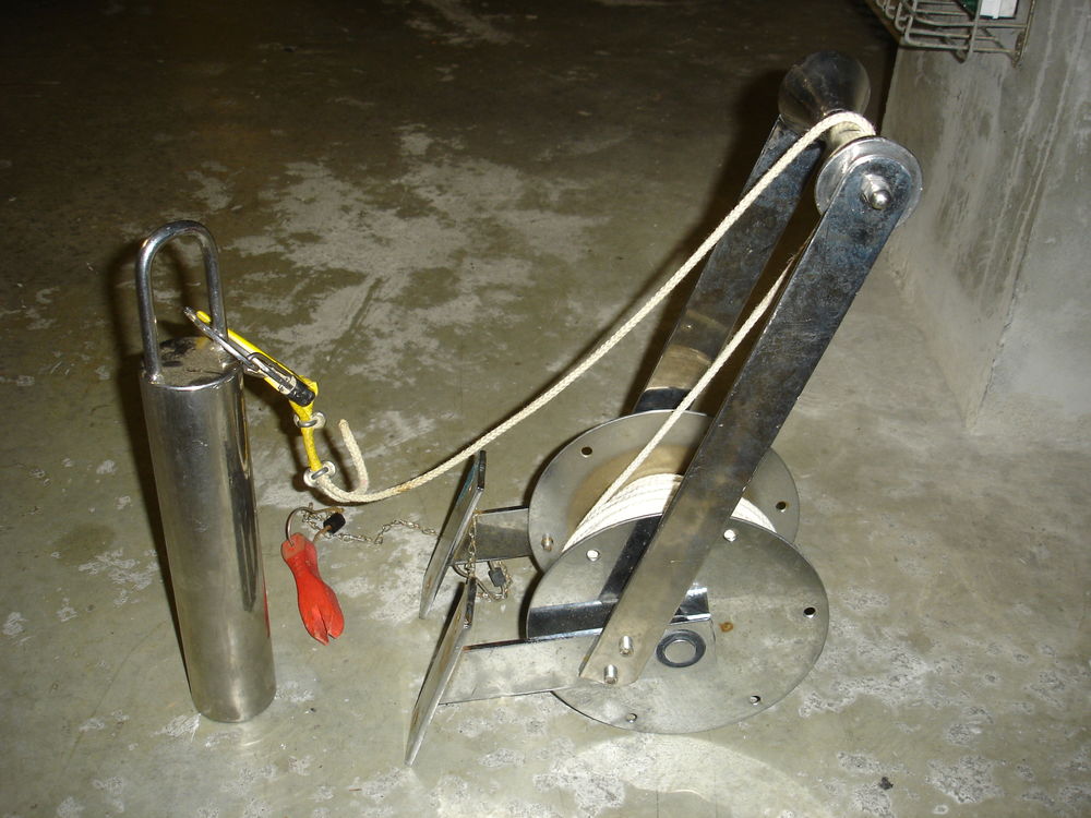 Barque, p&ecirc;che. ANCRE de type " CAROTTE " 100 % INOX. Sports