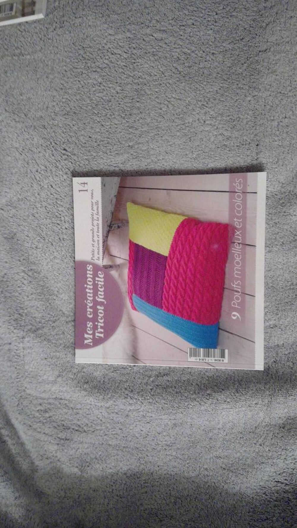 LIVRE MES CREATIONS TRICOT FACILE
N&deg; 14
Livres et BD