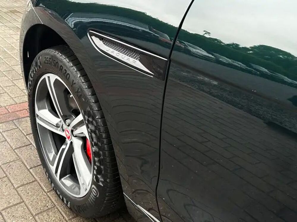 F-PACE F-Pace V6 3.0 D - 300 ch AWD BVA8 R-Sport 2017 occasion 59310 Auchy-lez-Orchies