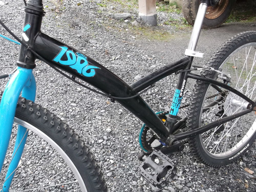 V T T 24" Vélos