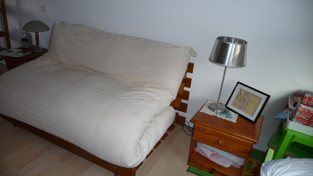 CANAPE FUTON CONVERTIBLE Meubles
