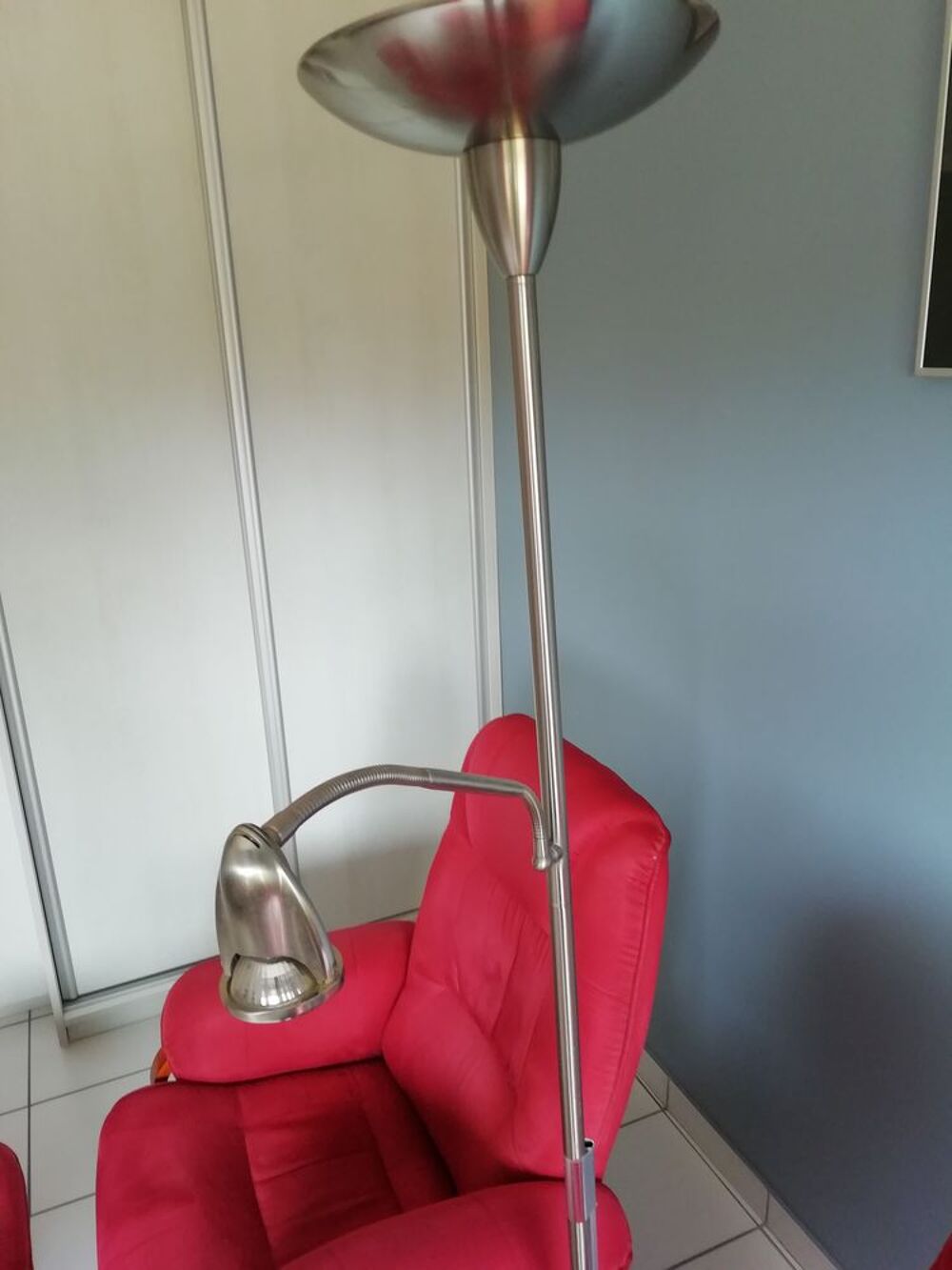 lampadaire design aluminium sur pied Décoration