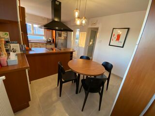  Maison � vendre 5 pi�ces 139 m� N�mes