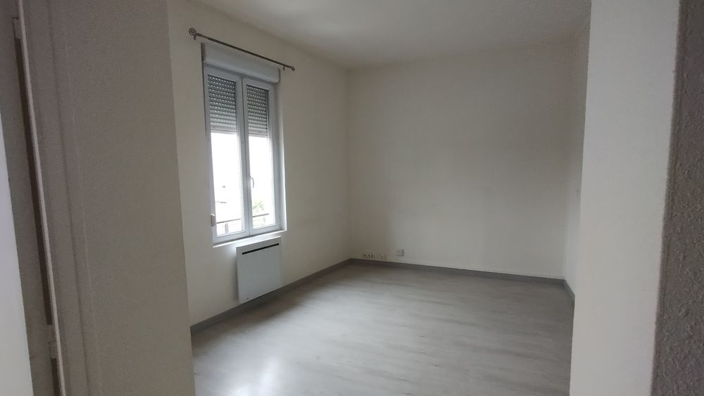 Location Appartement Studio avec parking secteur Zola Reims