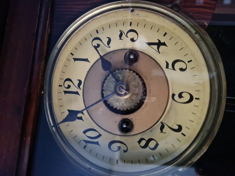 Pendule ancienne je ne sais pas si elles fonctionnent 